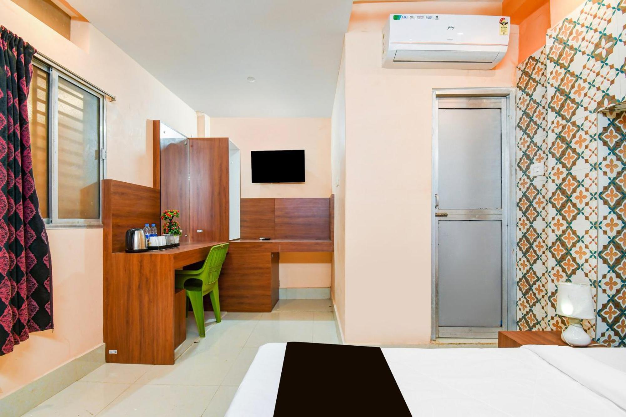 Super Hotel O Dakshin Dwar Formerly Radha Krishna Niwas Puri Exterior foto